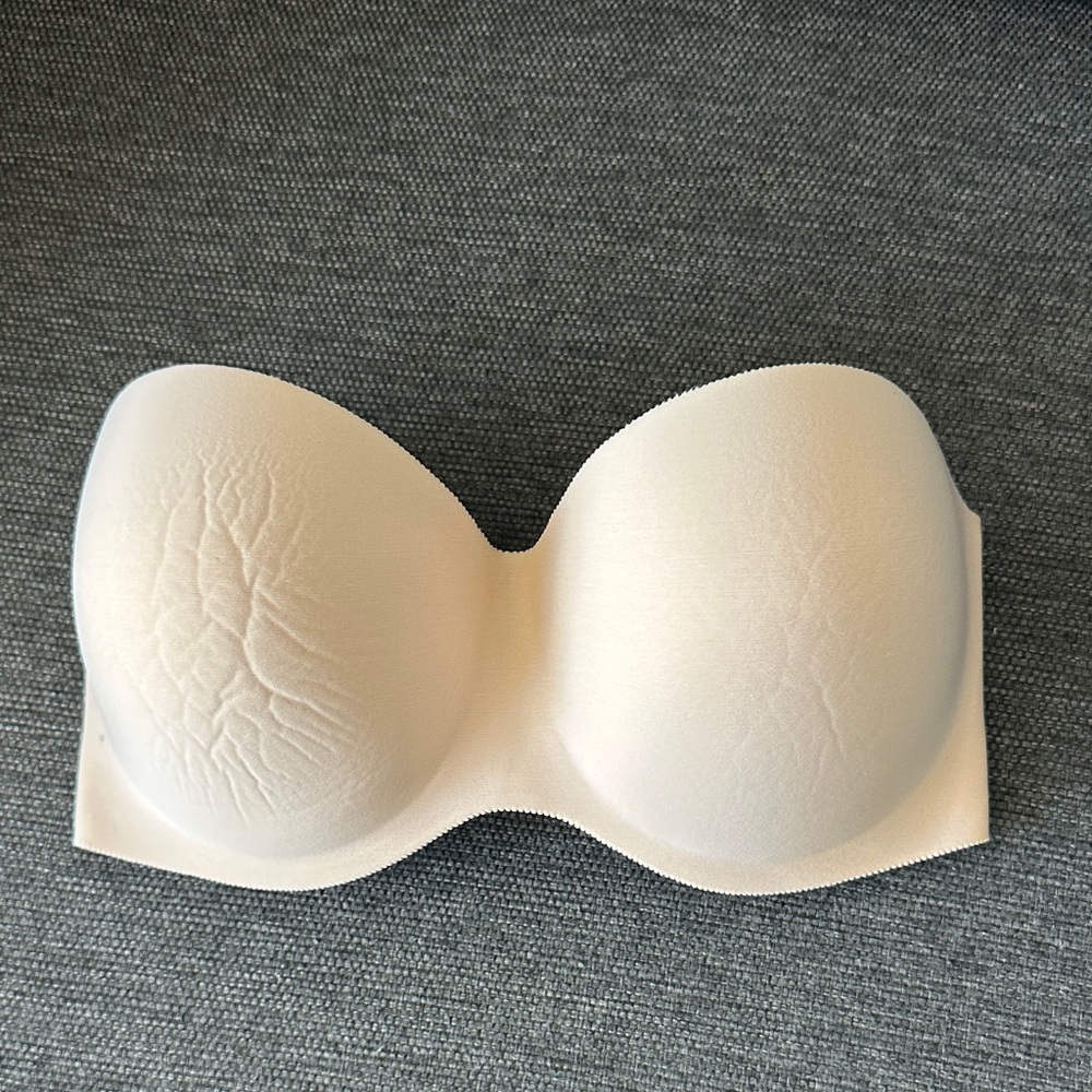 Felina 32D Seamless Cream Strapless Bra